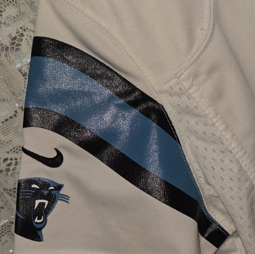 Vintage Cam Newton #1 NFL Jersey, White, XXL Youth Carolina Panthers Nike - Picture 5 of 7
